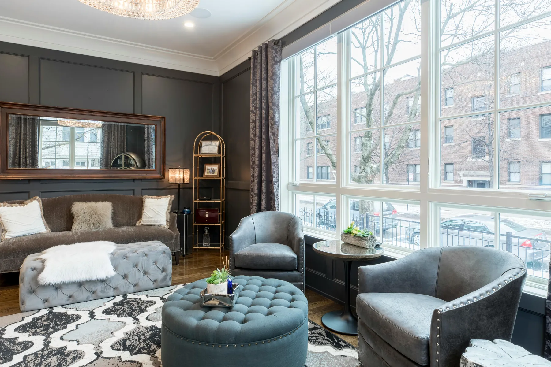 Modern bedroom